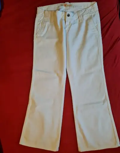 Biele dámske bedrové nohavice Zara - 42