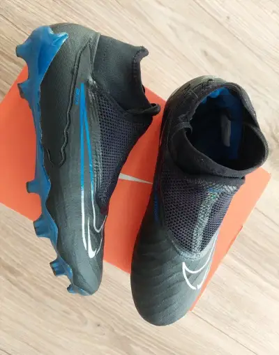 Kopačky Nike PHANTOM GX PRO DF FG, veľkosť 39