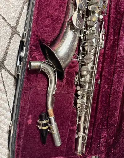 Saxofon tenor AMATI