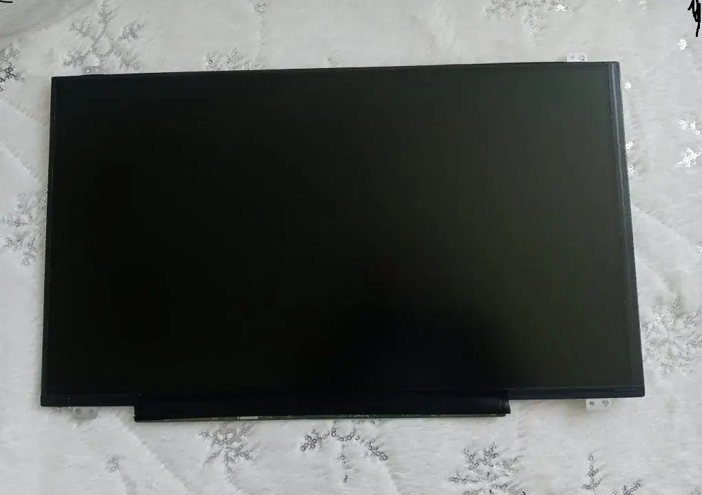 15.6" LED SLIM displej, 30pin eDP, LP156WHU