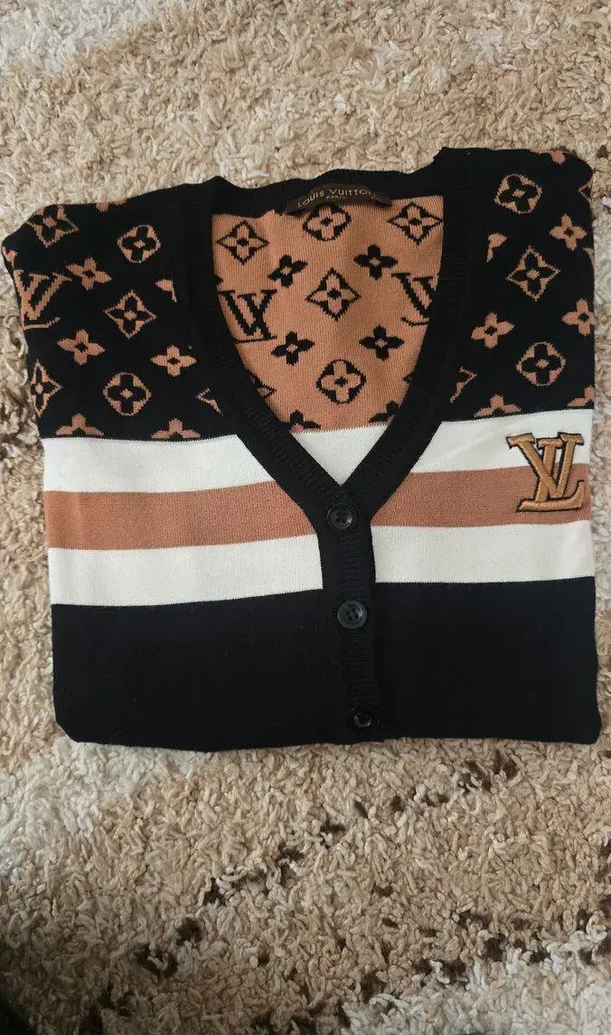 Svetrík Louis Vuitton L