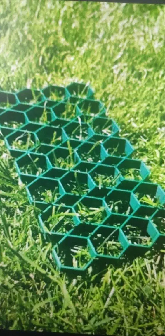Najazdovy rost pre roboticku kosacku