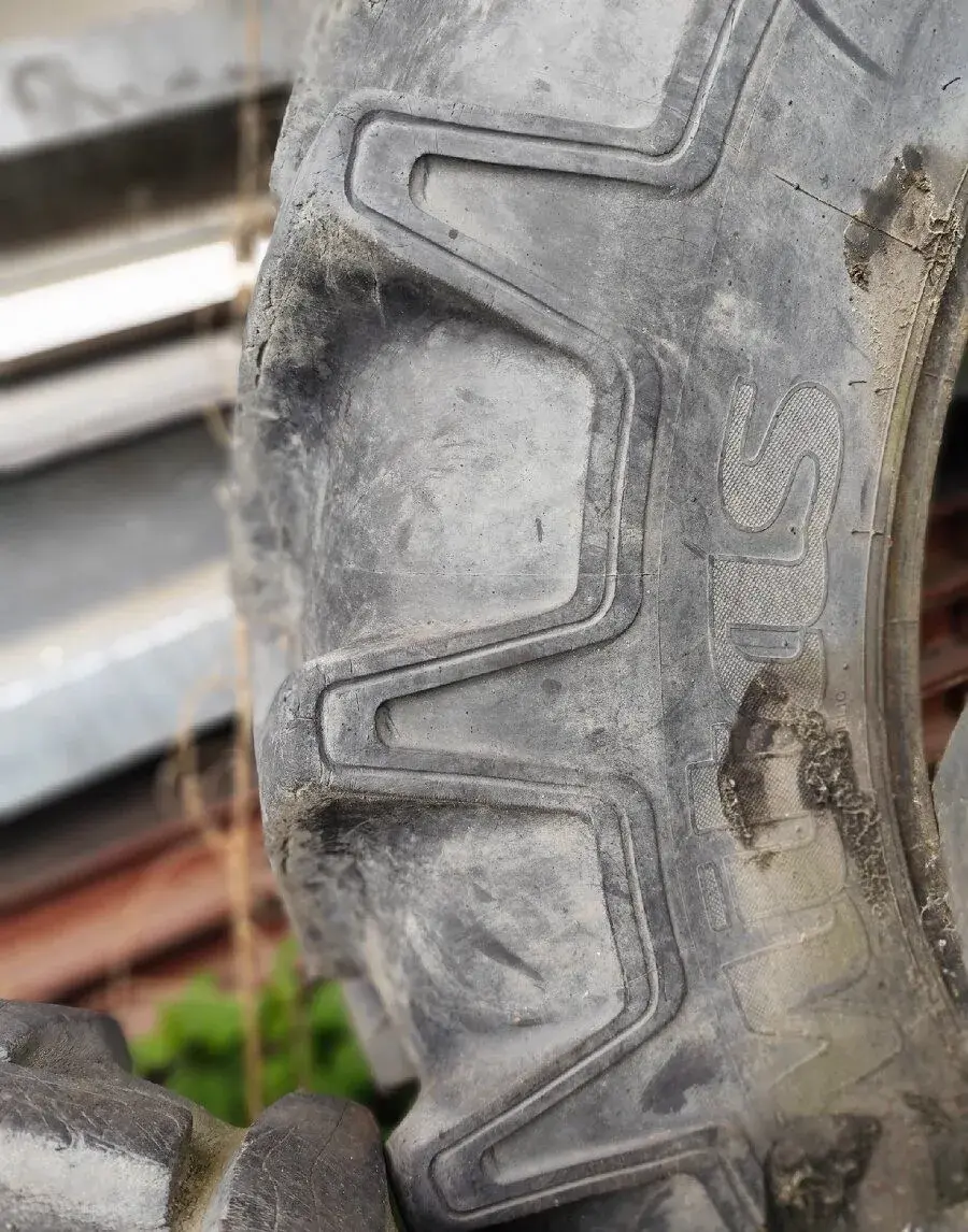 Mitas 16.9-34 /// 420/85 r34