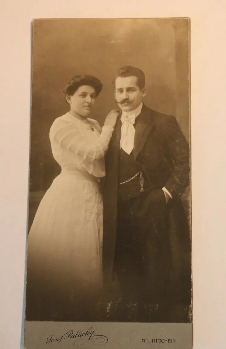 Stará kabinetka - svadobná