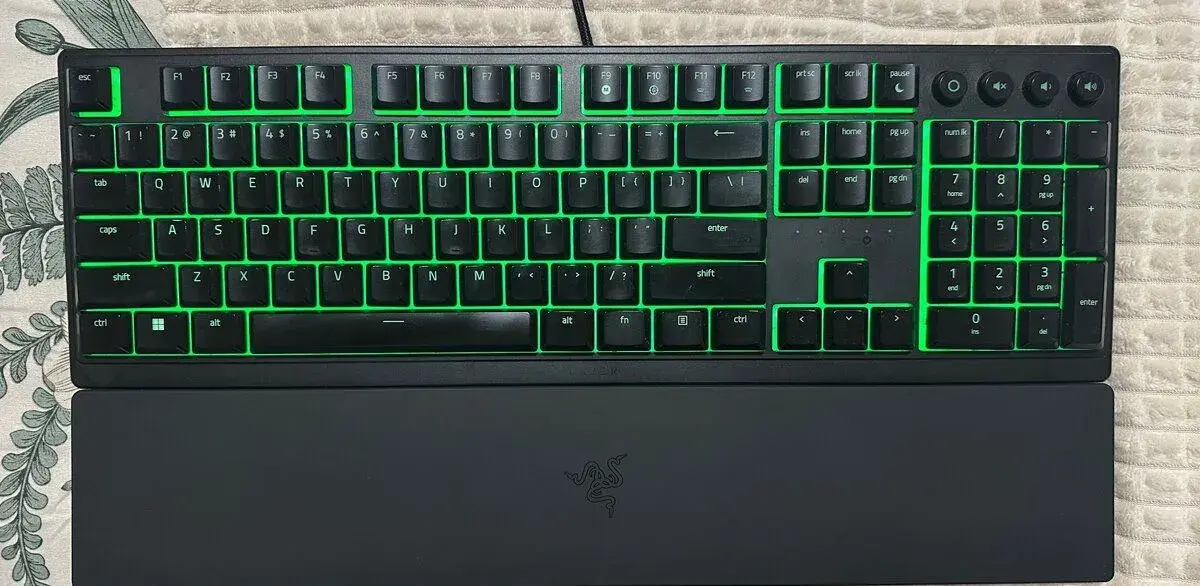 Herná klávesnica Razer Ornata V3