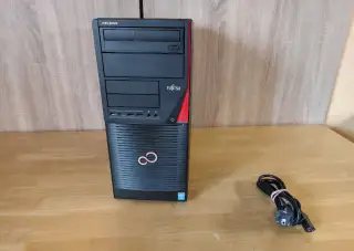 Pracovná stanica Fujitsu Celsius W530 - Xeon E3-1245 v3
