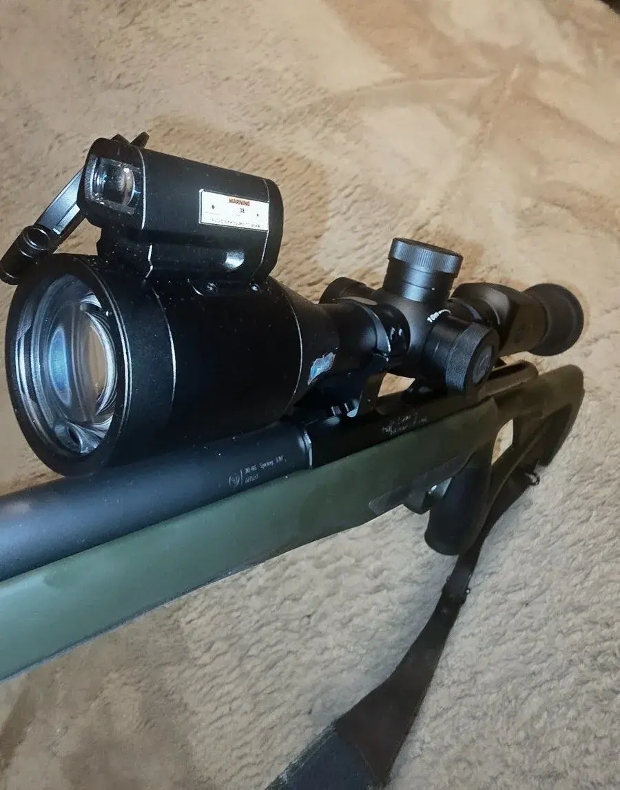 GUĹOVNICA 30-06 CZ ERGO+DEŇ / NOC PARD NIGHT STALKER 2.0 GN