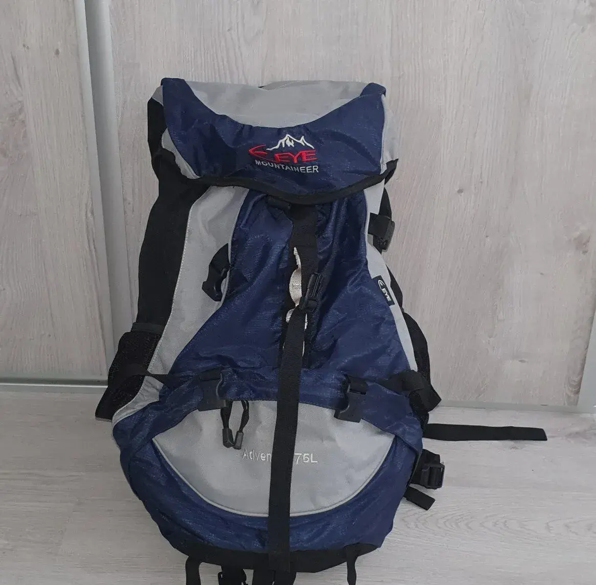 Batoh eye mountanieer 75l