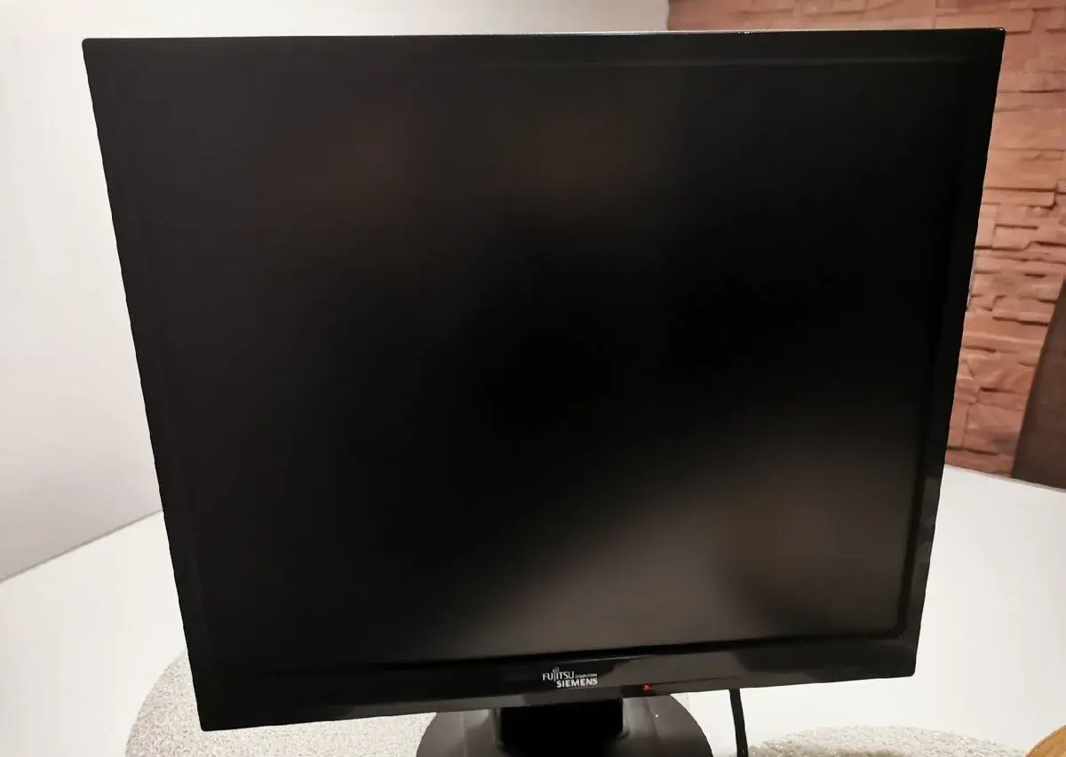 LCD monitor 19" Siemens