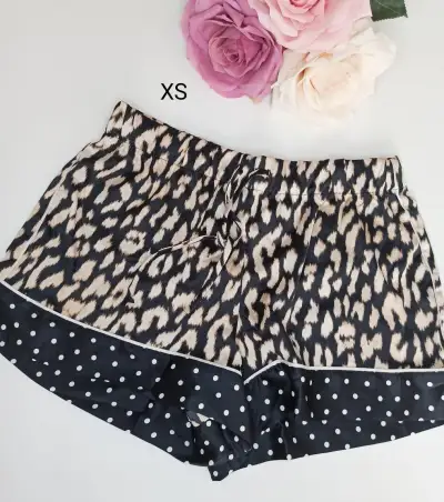 Satin tigrovane kraťasy XS Victoria´s Secret