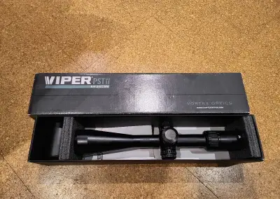 Vortex Viper PST Gen II 5-25x50 FFP