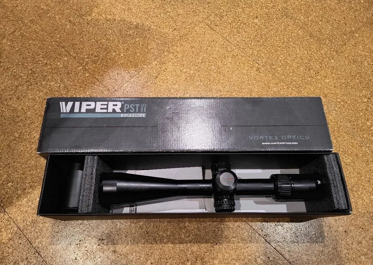 Vortex Viper PST Gen II 5-25x50 FFP
