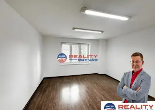 Kancelársky priestor v centre mesta 29 m2 - Púchov