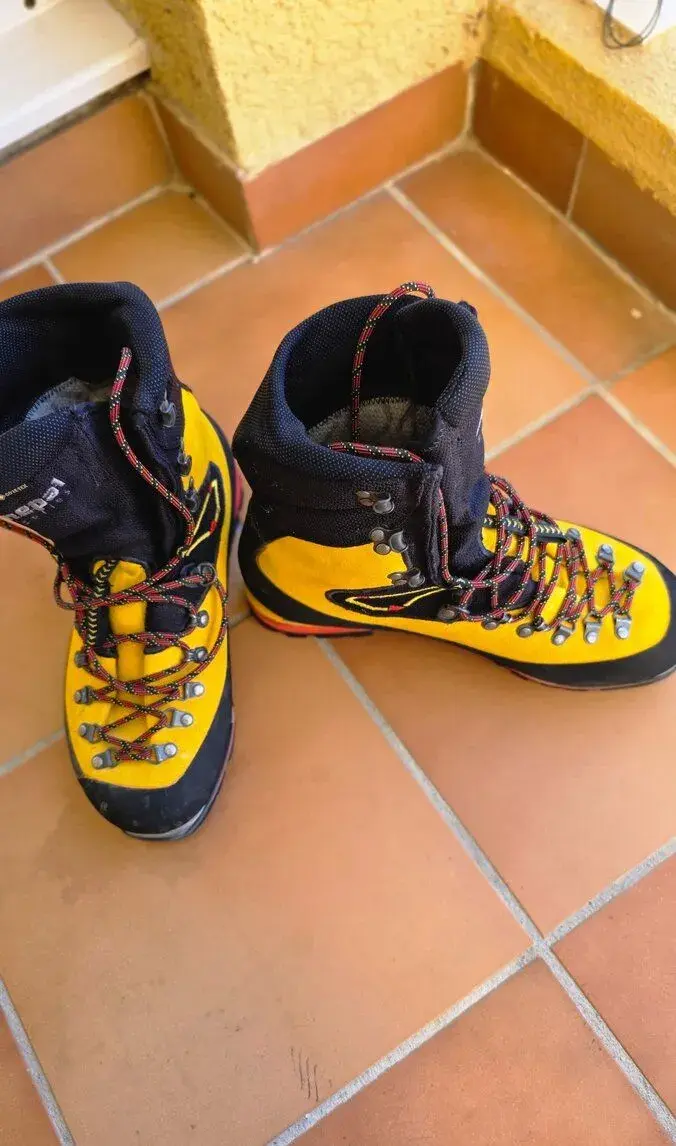 La Sportiva Nepal Cube 44