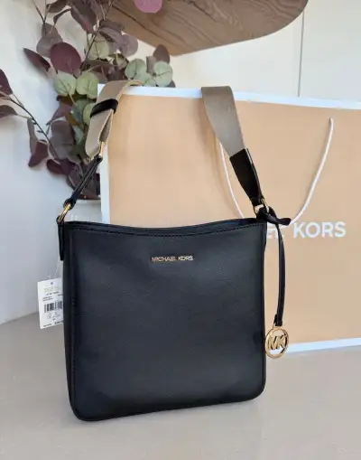 Michael Kors Jet Set Travel kabelka - NOVA s visackou