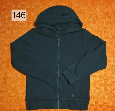 Dievčenská mikina na zips 146