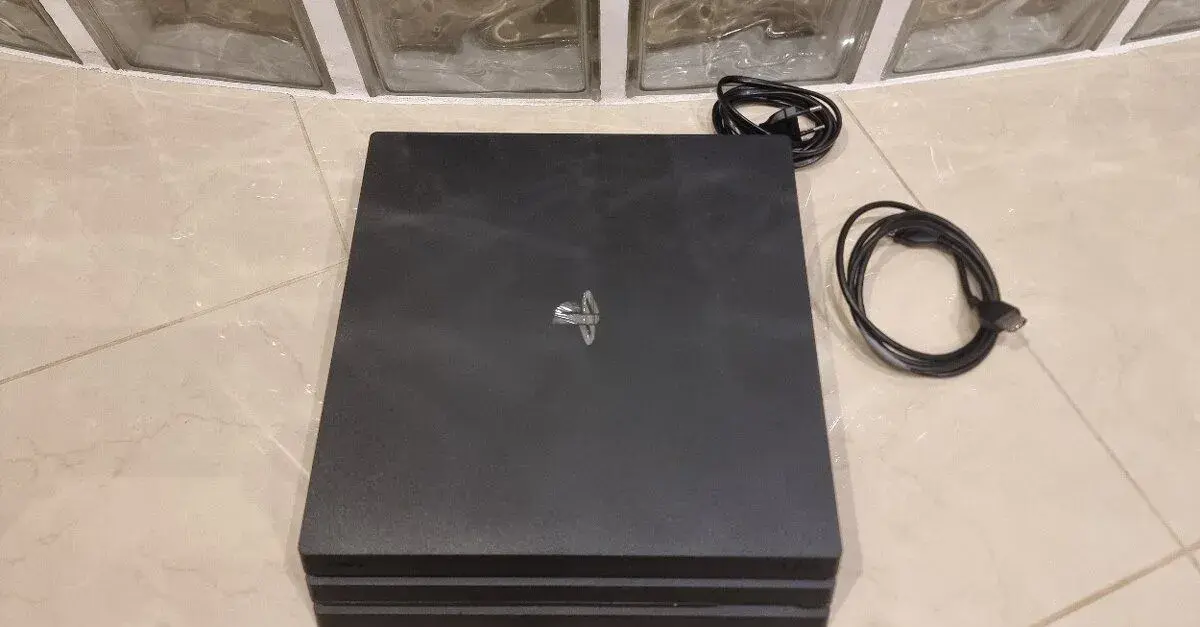 Playstation 4 PRO FORTNITE, 1TB, 8GB RAM 8jadrový pr