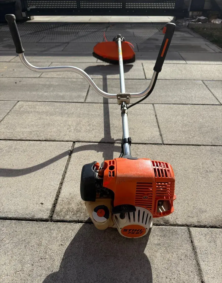 Krovinorez Stihl