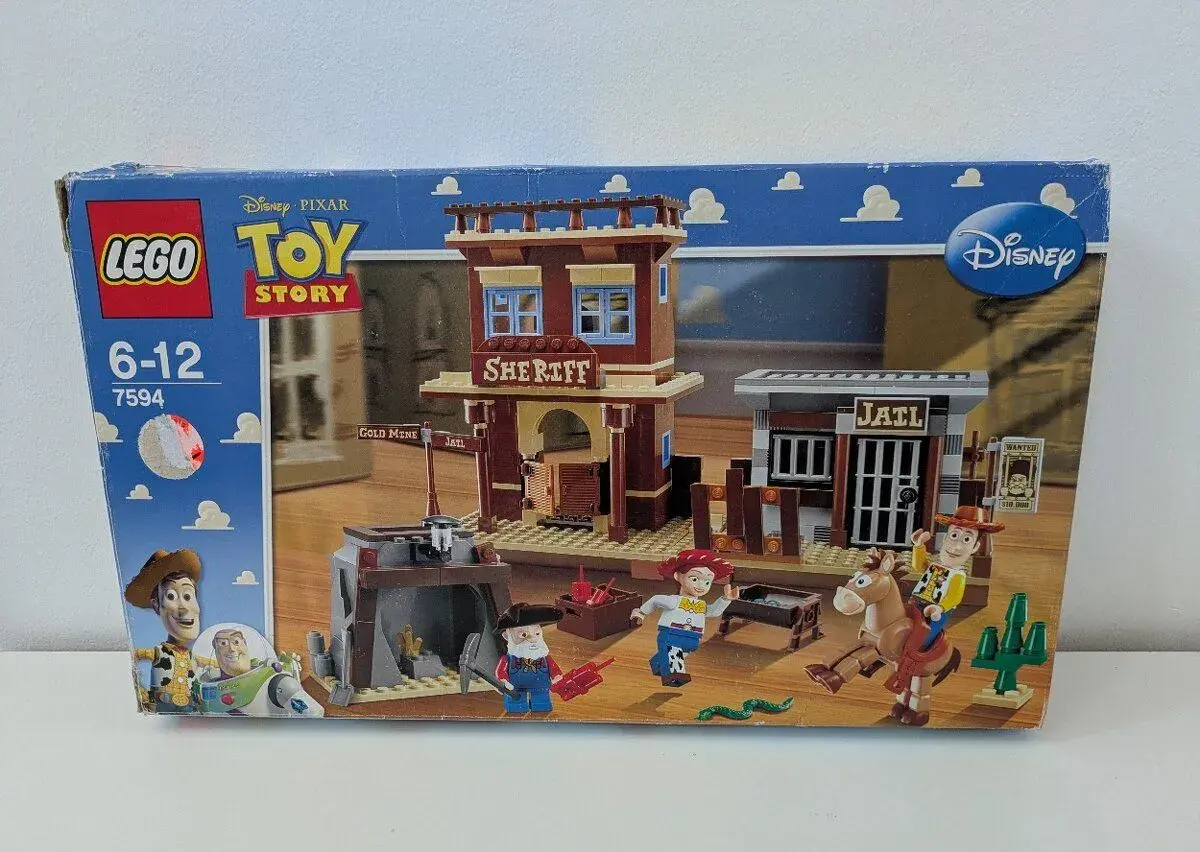 LEGO Toy Story 7594 Woody v akcii