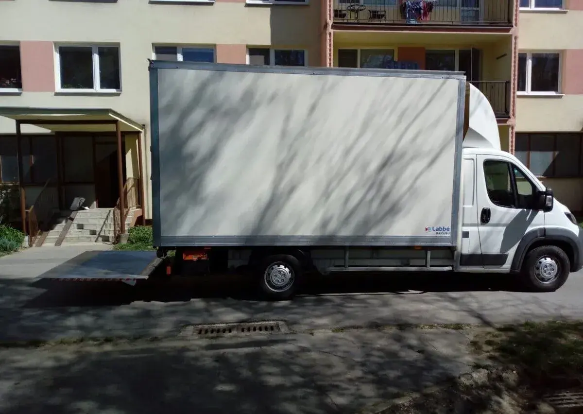 STAHOVANIE ZVOLEN, LIKVIDACIA, VYPRATAVANIE, BREMENA