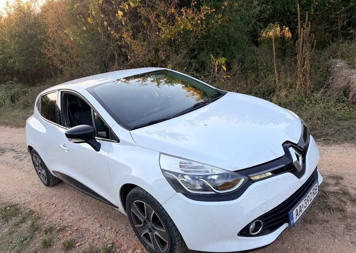 Renault clio – 2015, 218 000 km