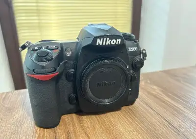 Nikon D200