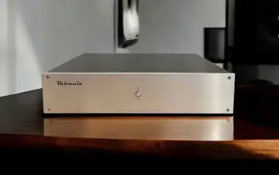 Valvenia Reference Vaccum Tube Phono Preamplifier Mk II