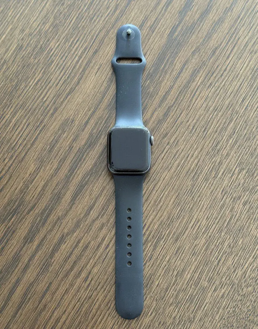 Apple Watch SE 40mm Space Gray
