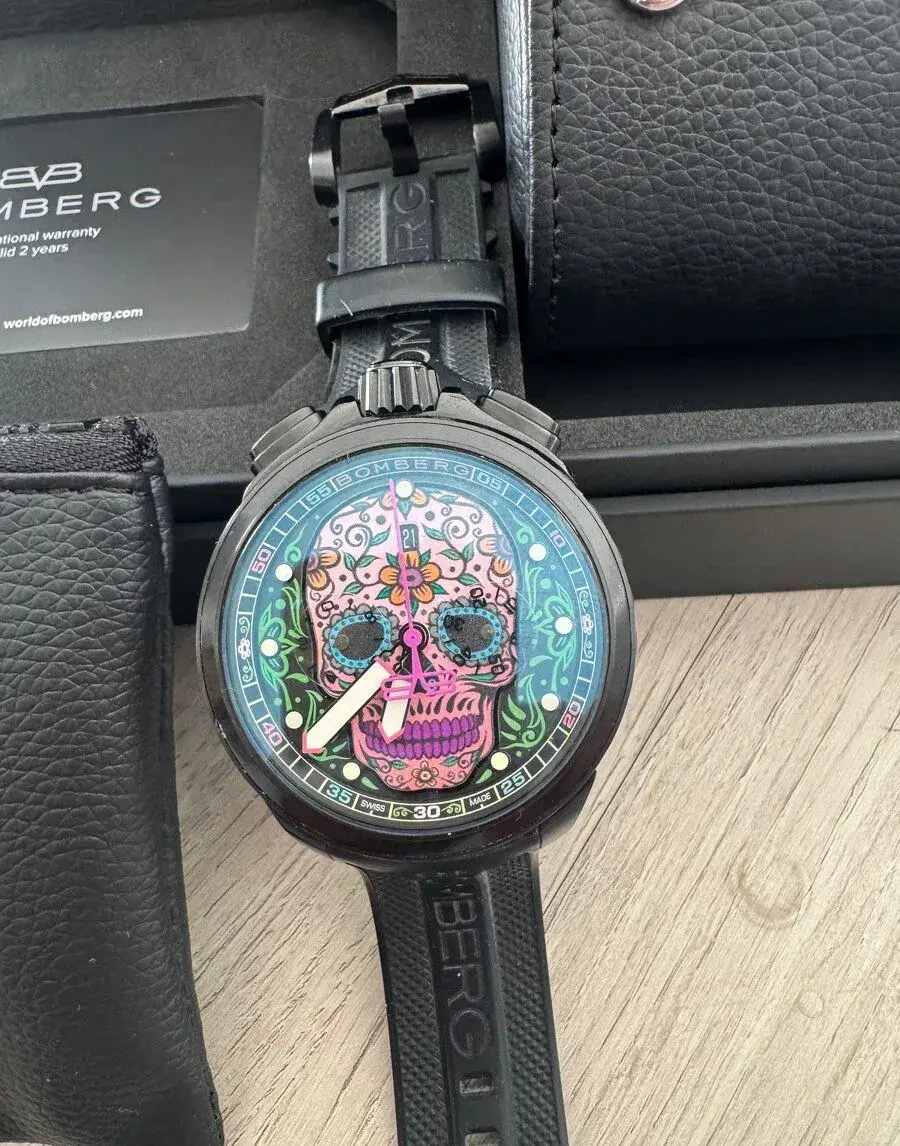 Bomberg Bolt-68