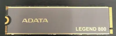 SSD M.2 ADATA NVMe 2TB.