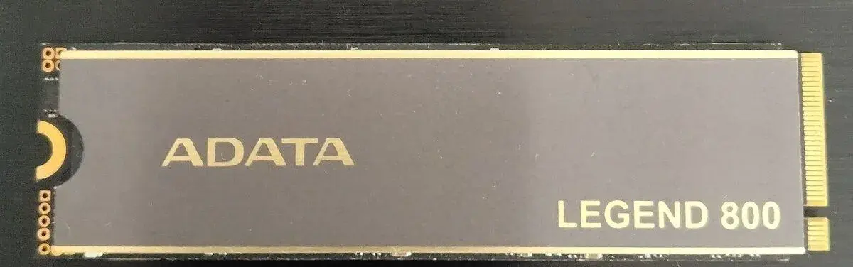 SSD M.2 ADATA NVMe 2TB.