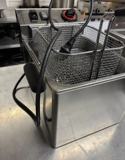 Fritéza 8l