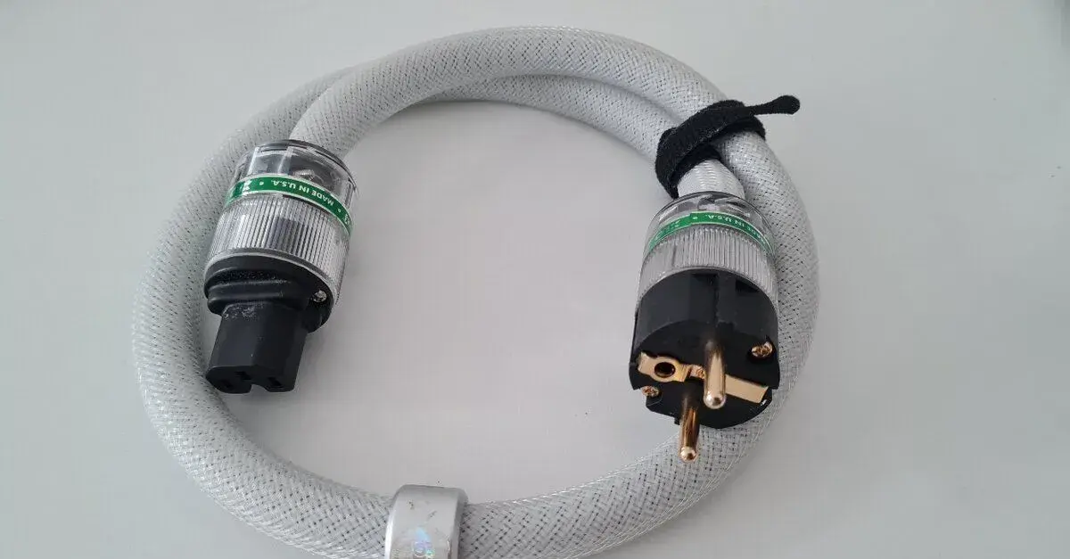 XLO Reference 3 R3-10, SCHUKO/IEC 16A - 10A - 0,91m