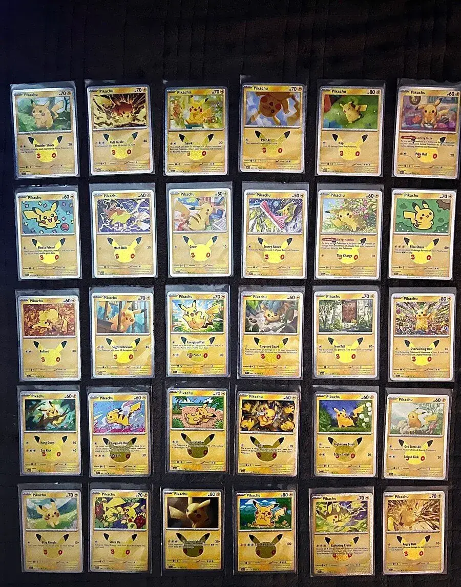 Pokemon karty ( Pikachu full set 30th + karty )