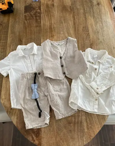 H&M oblek 92