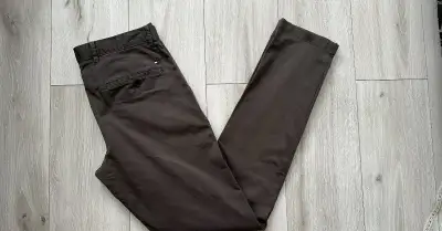 Pánske chino nohavice Tommy HILFIGER - veľkosť 32/34