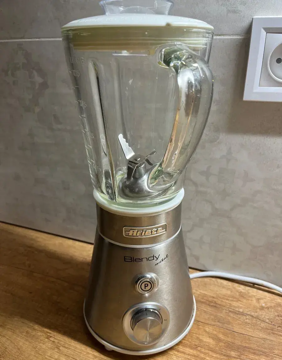 Stolny mixer ARIETE 561