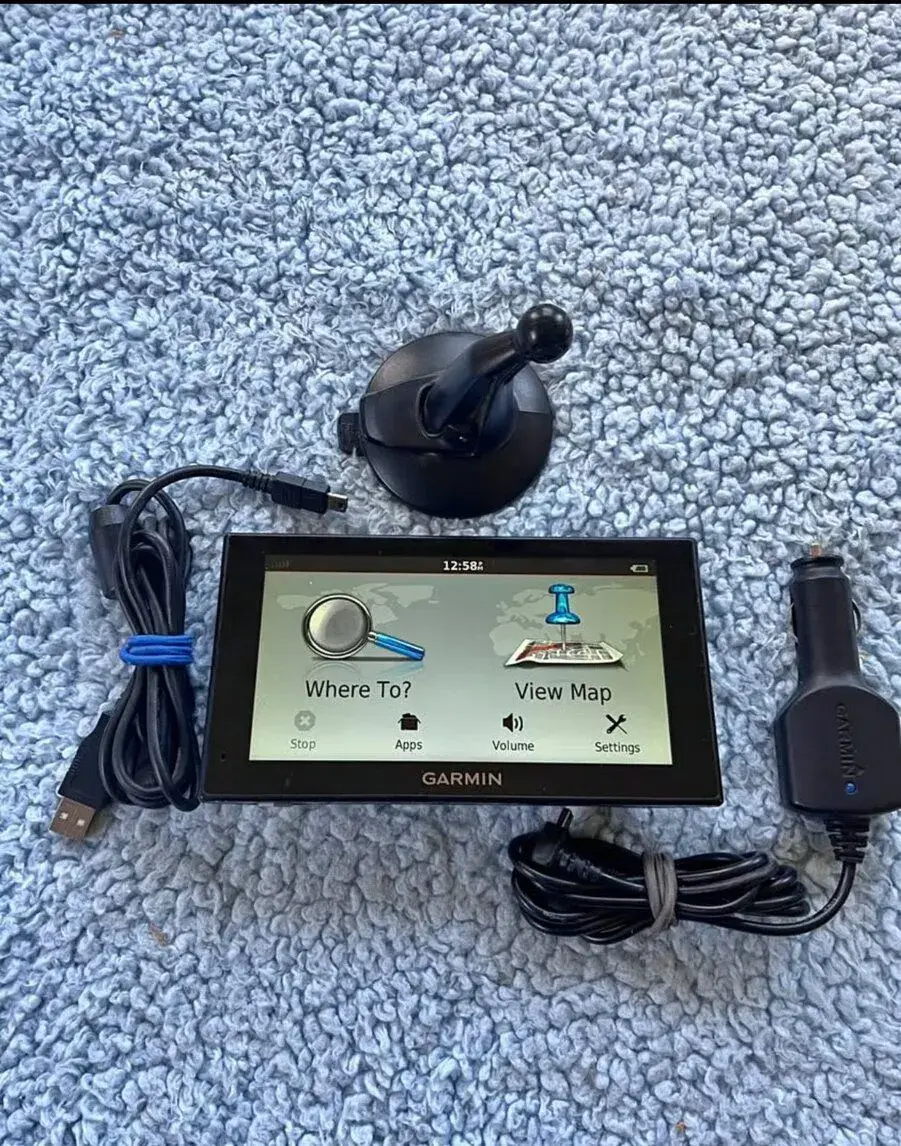 GARMIN NUVI 2689 GPS navigácia s mapou pre rok 2026.