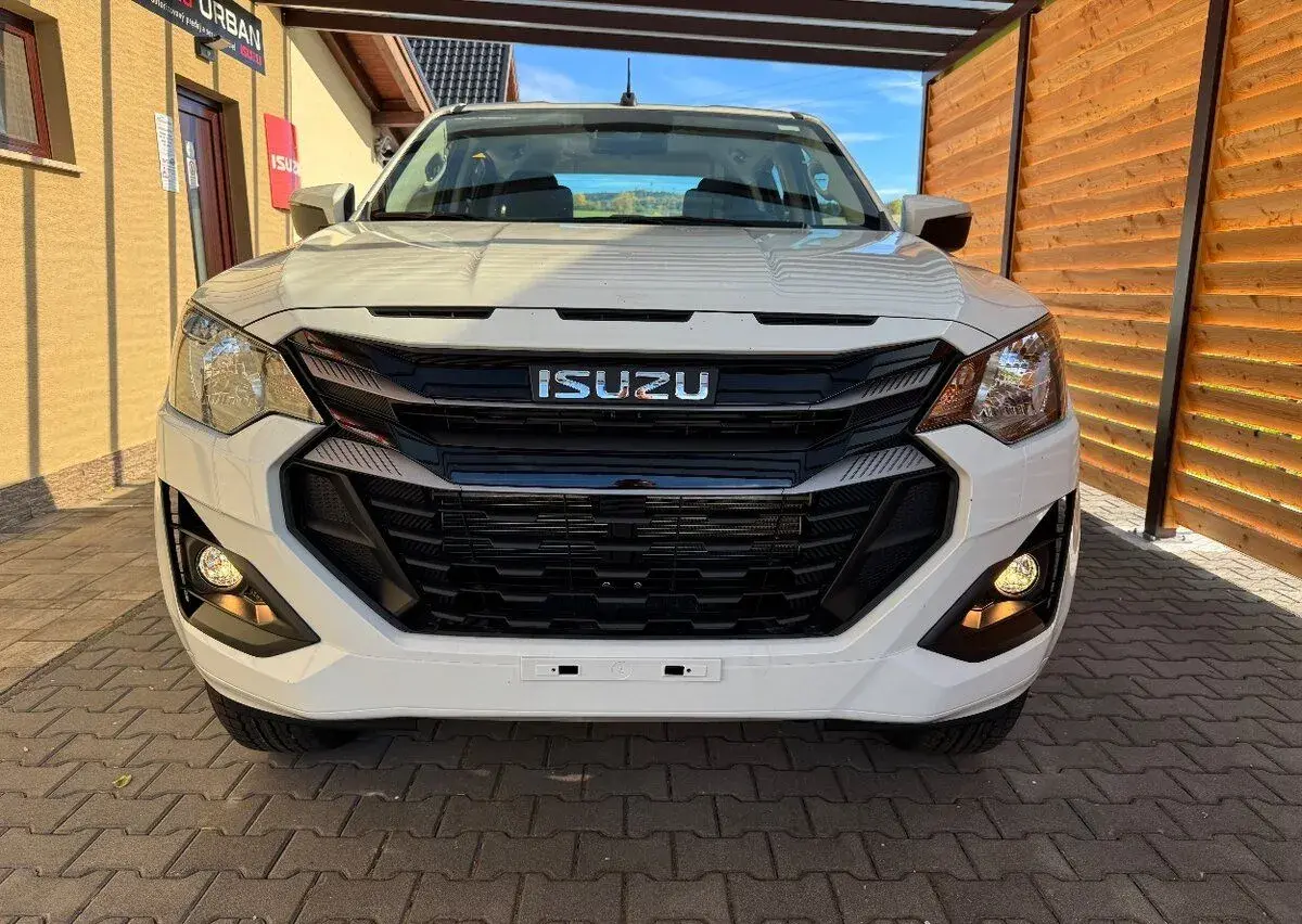 Isuzu D-Max – 180 km