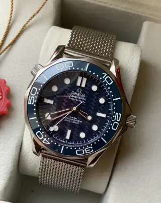 Omega Seamaster James Bond 60th anniversary, Nové, 42mm