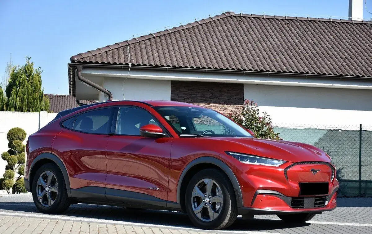 Ford Mustang – 2022, 106 360 km
