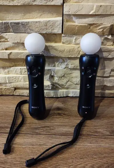 PS4 move ovladače
