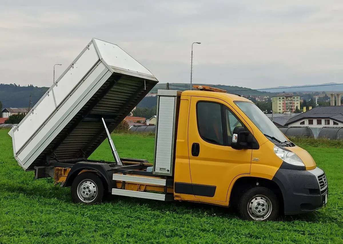 VYKLAPAC ,HIDRAULICKE POKLOPIR.r,v 2014,2,3jtd ,96kw