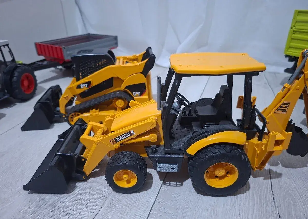 Bruder Midi JCB