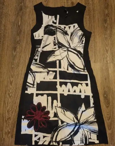 DESIGUAL ŠATY 36