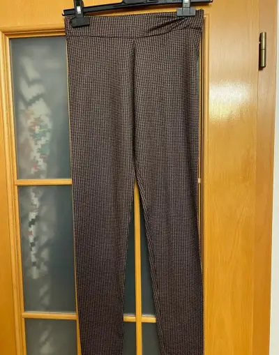 Dámske elastické legíny Calzedonia