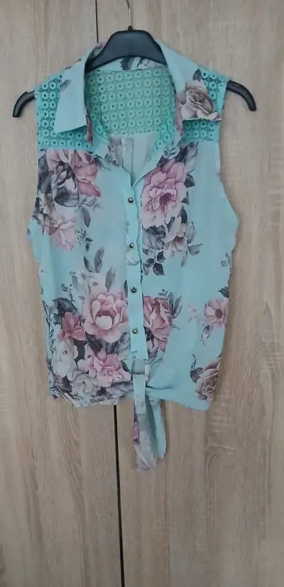 Letny top S uni