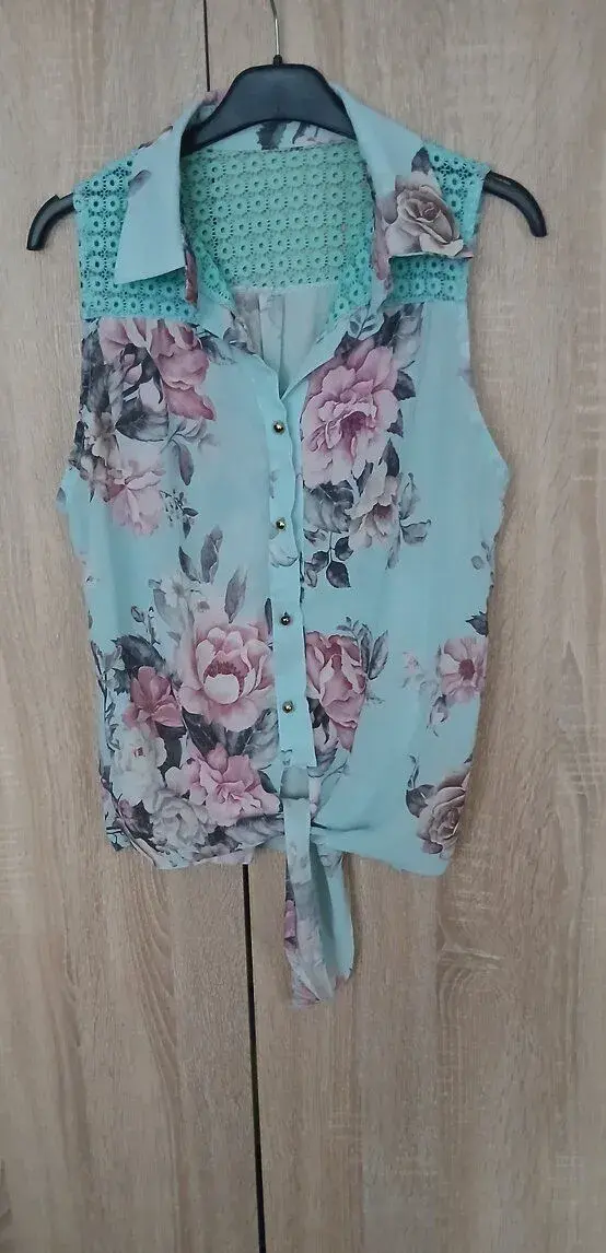 Letny top S uni
