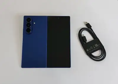 Samsung Galaxy Z Fold 7 256GB Blue - 100% batéria