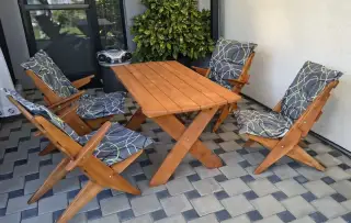 Záhradný nábytok / sedenie stôl a stoličky